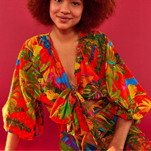 Farm Rio Hawaiian front tied shirt - Picture 2 of 5